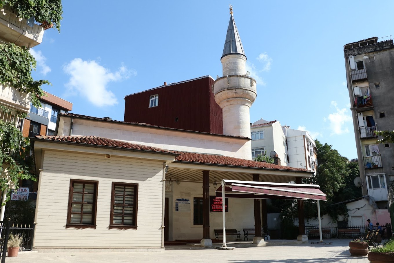 Altı Poğaça Ahmet Paşa Camii