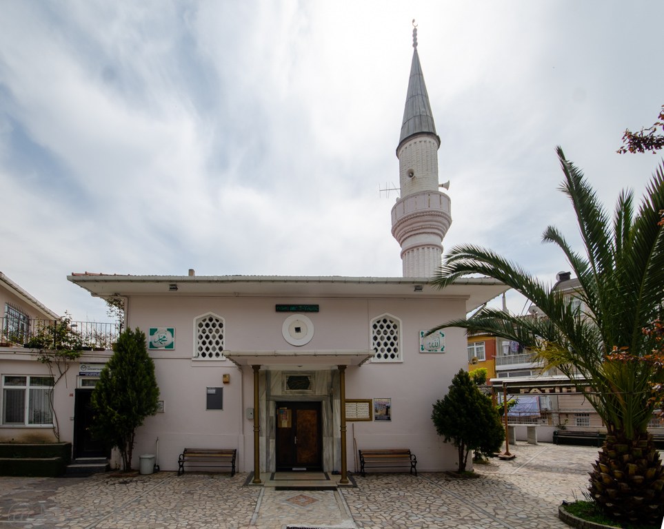 Arakiyeci Mehmet Ağa Camii