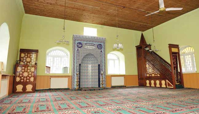 Arap Hekim Camii