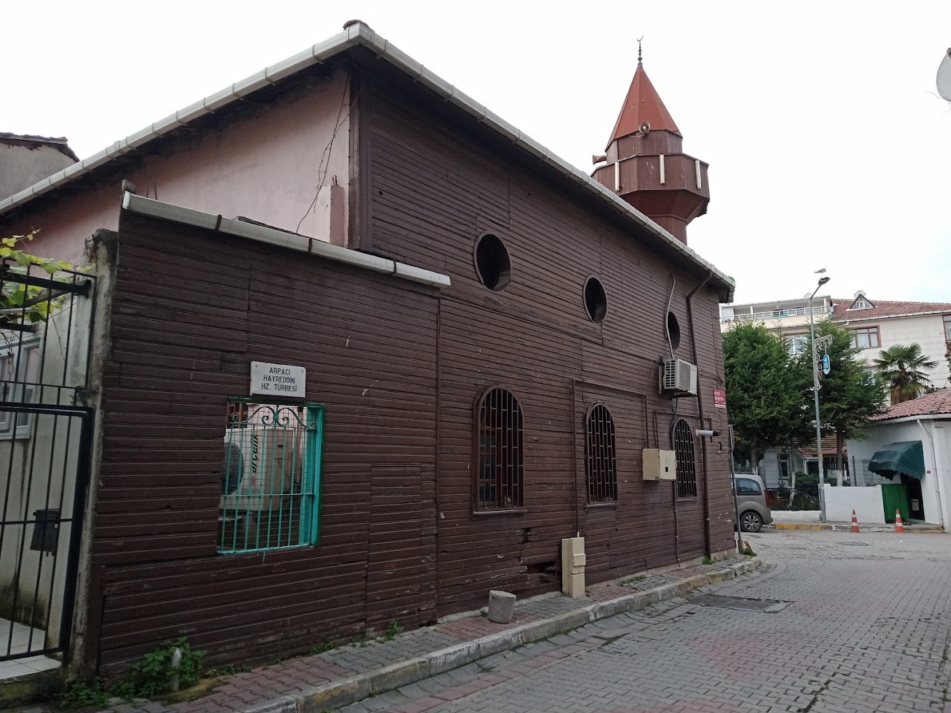 Arpacı Hayrettin Camii