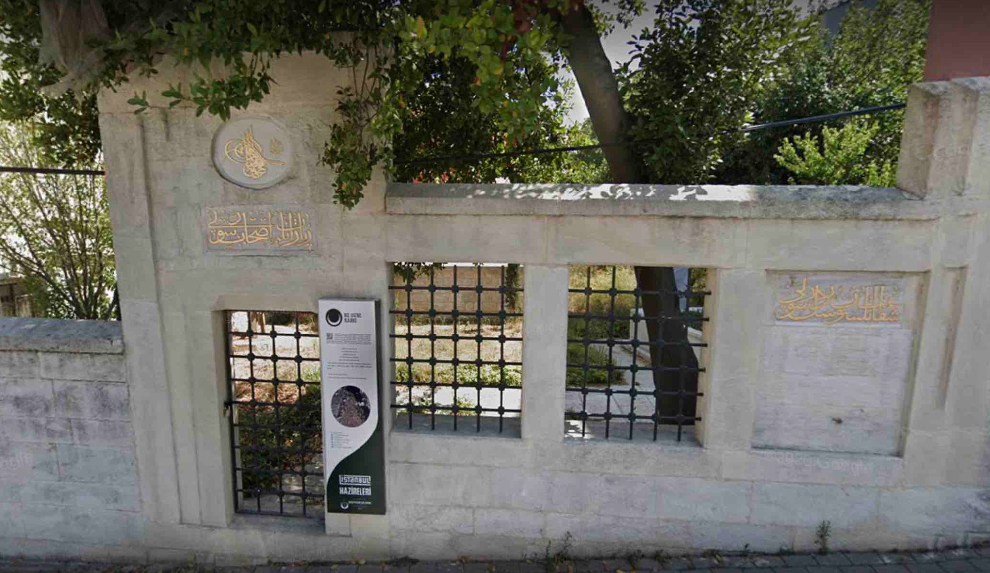 Avcıbaşı Mehmed Bey Türbesi