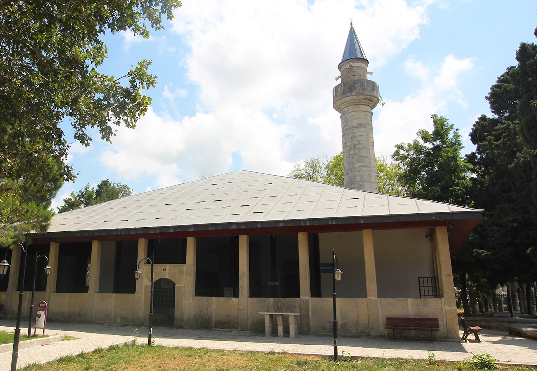 Baba Nakkaş Camii