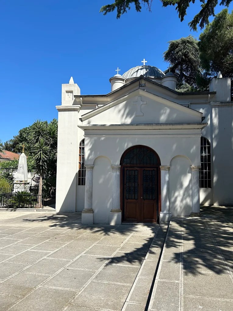 Aya Nikola Rum Ortodoks Kilisesi