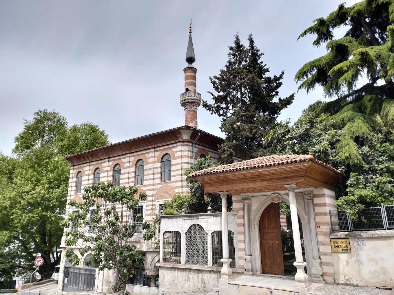 Defterdar Tahir Efendi Camii