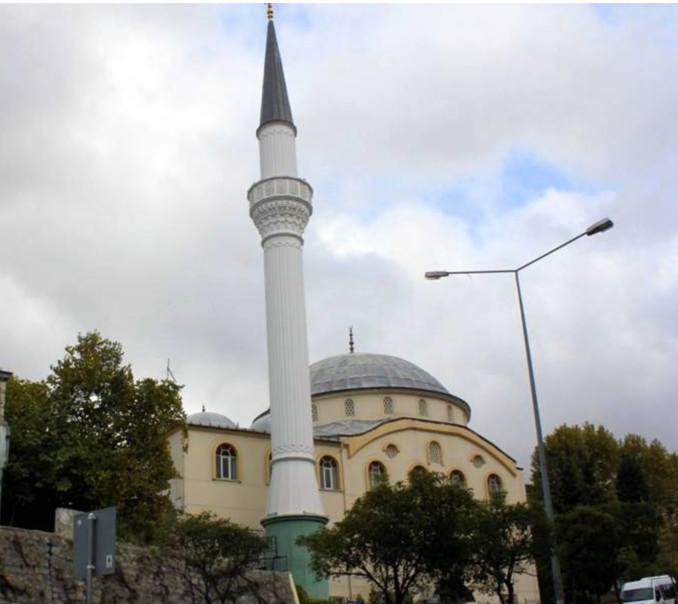 Divitçiler Camii