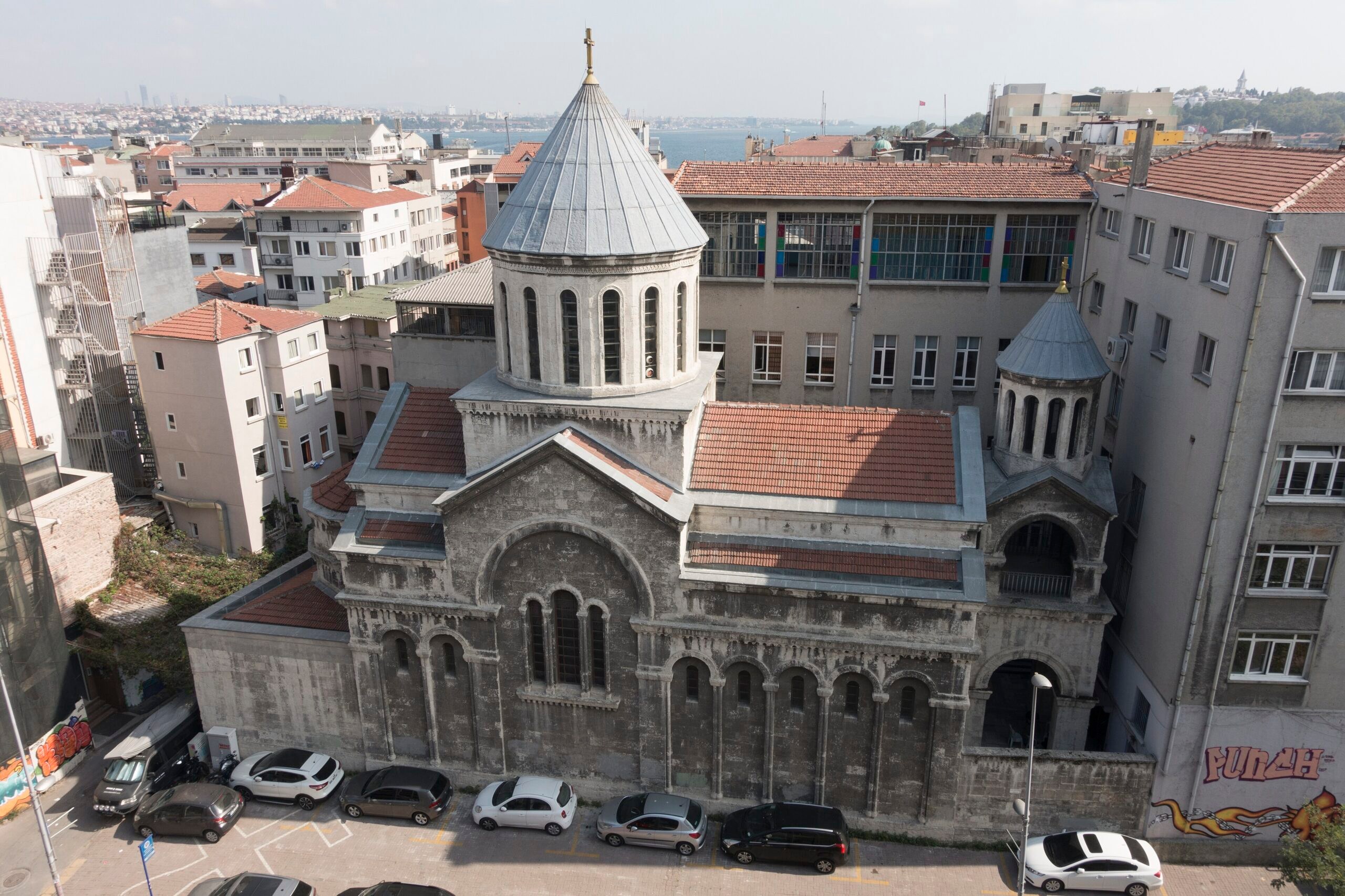 Surp Krikor Lusavoriç Ermeni Kilisesi