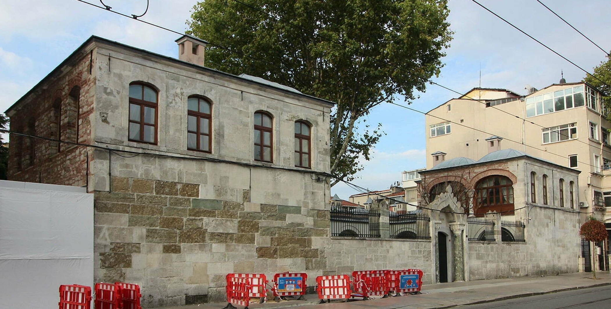 Gazi Atik Ali Paşa Medresesi