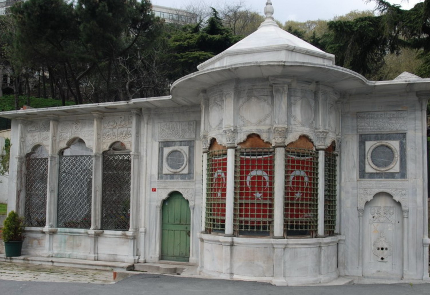 Hacı Mehmed Emin Ağa Türbesi