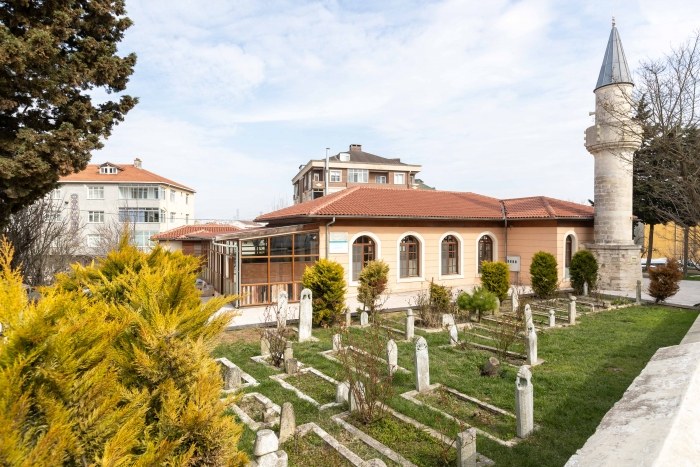 Hadım Baba Camii