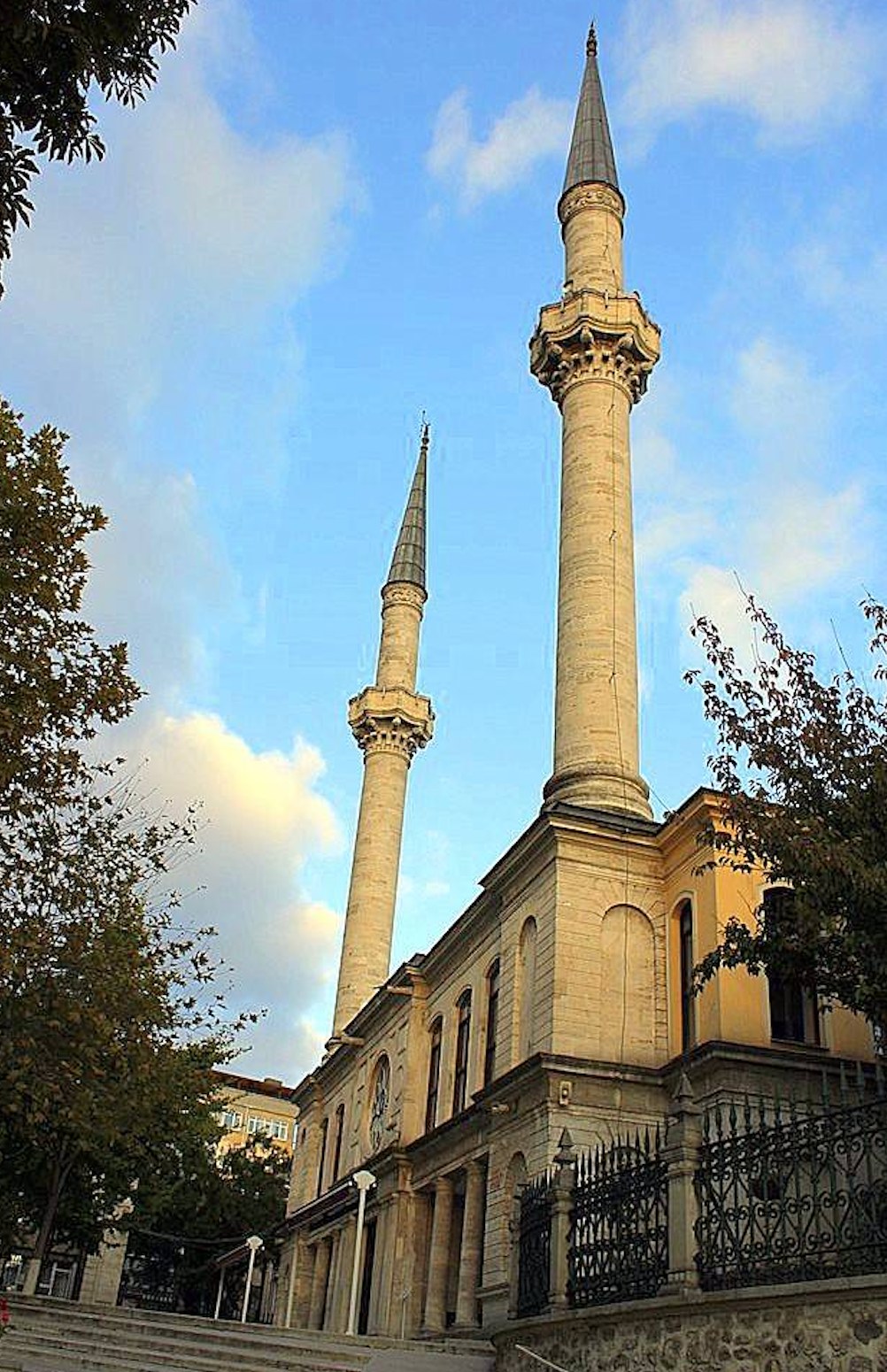 Hırka-i Şerif Camii