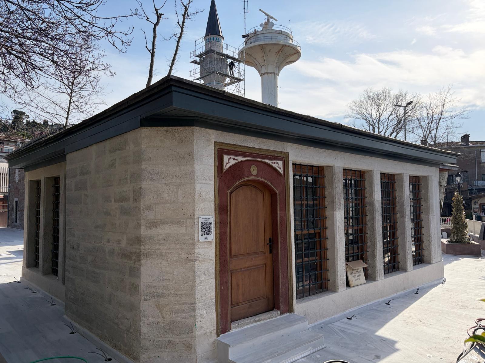 İskender Paşa Türbesi