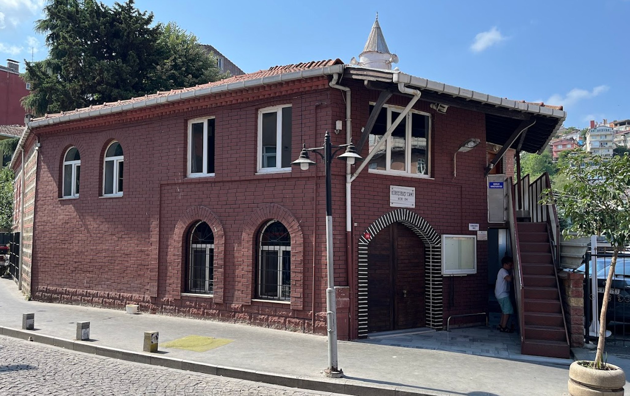 Kürkçübaşı Camii