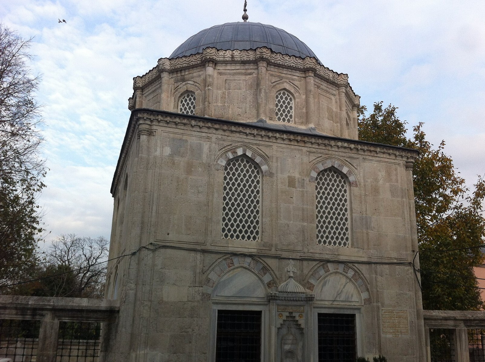 Nakkaş Hasan Paşa Türbesi