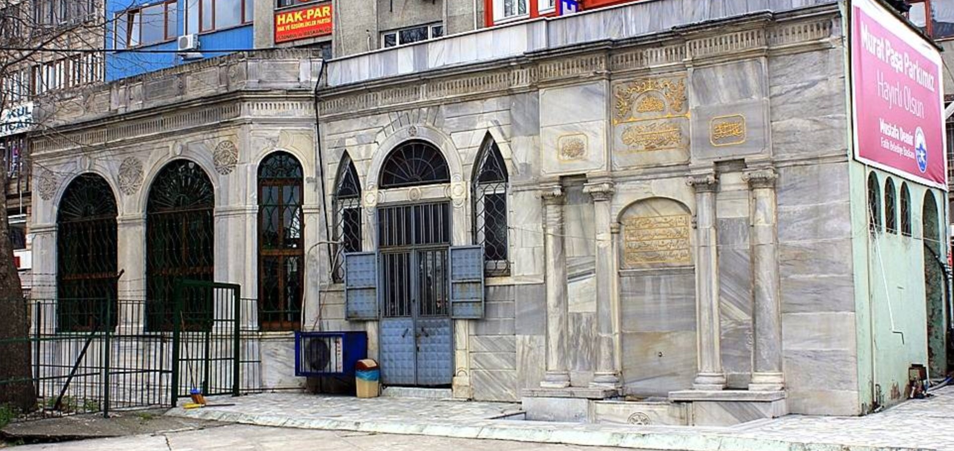 Oğlanlar Türbesi
