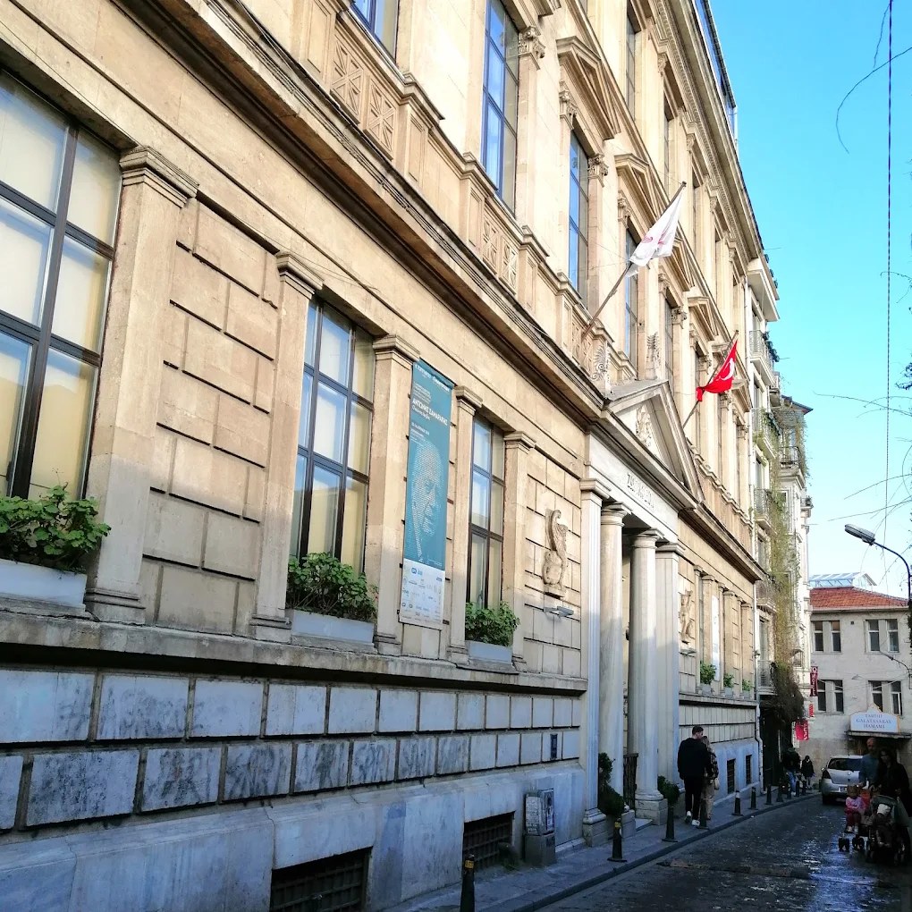 Özel Zoğrafyon Rum Lisesi
