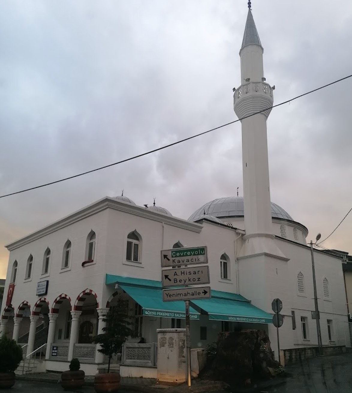 Peksimetçi Salihağa Camii