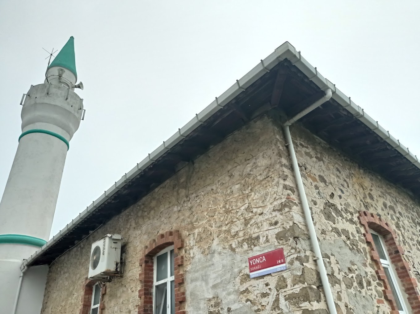 Ramazan Ağa Camii