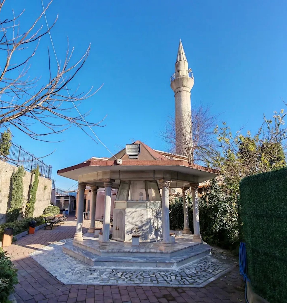 Şah Sultan Camii