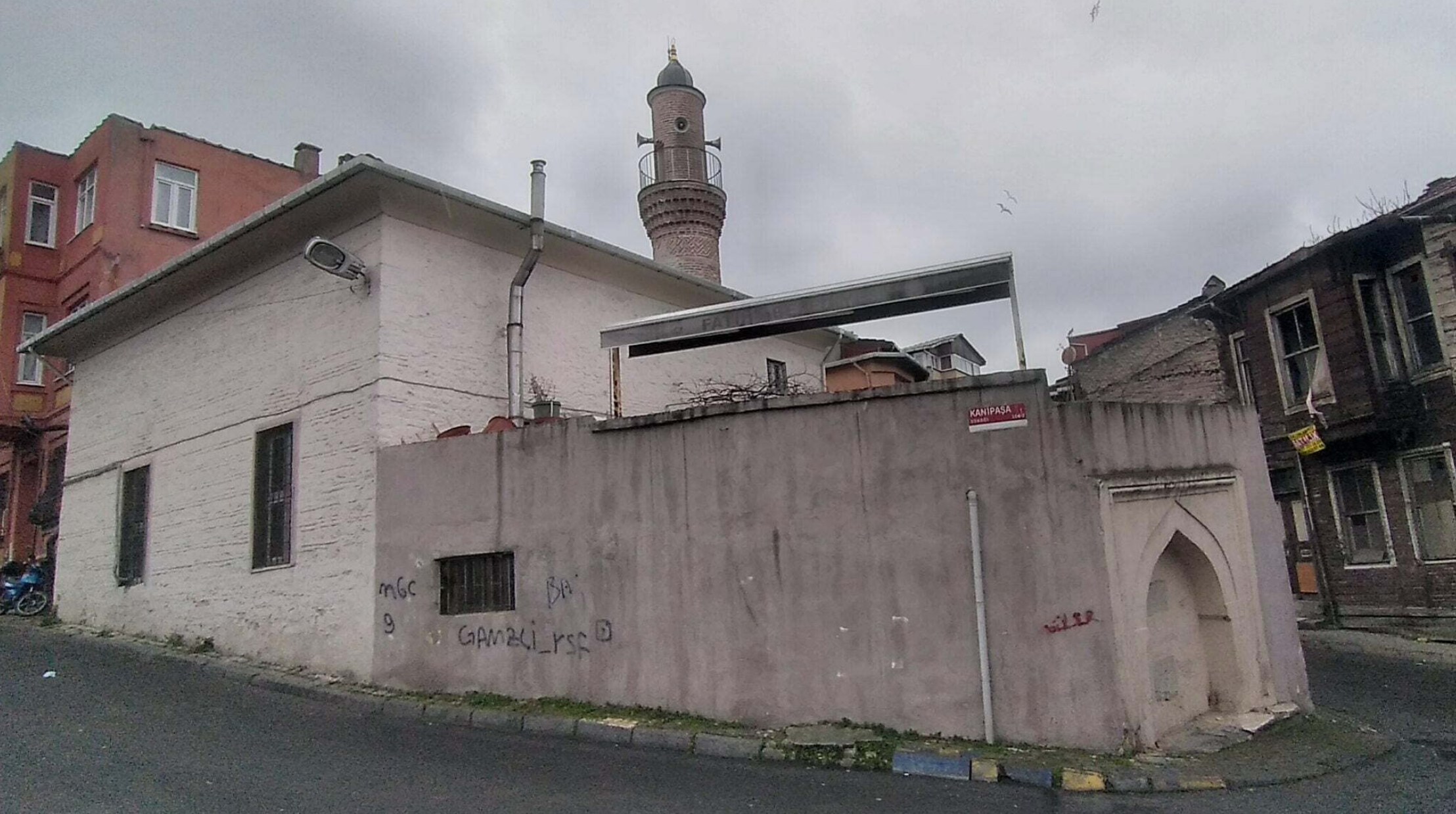 Salih Paşa İbni Meddas Camii