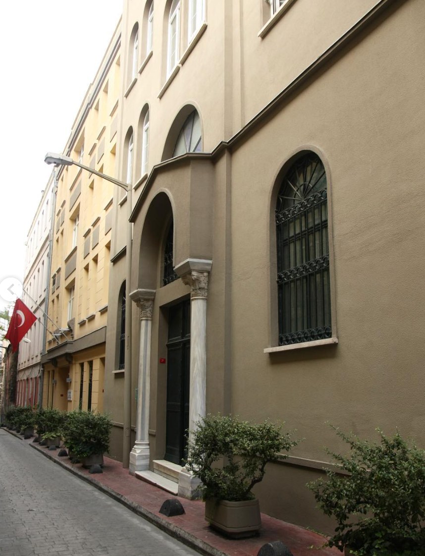 Sankt Georg Katolik Kilisesi