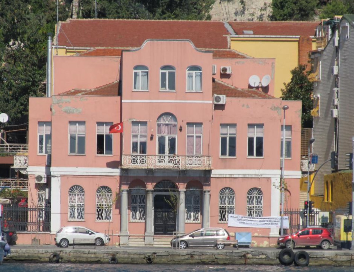Sarıyer Öğretmenevi