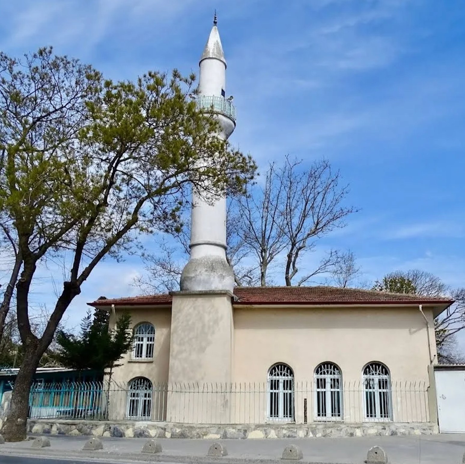 Serhazin Süleyman Ağa Camii