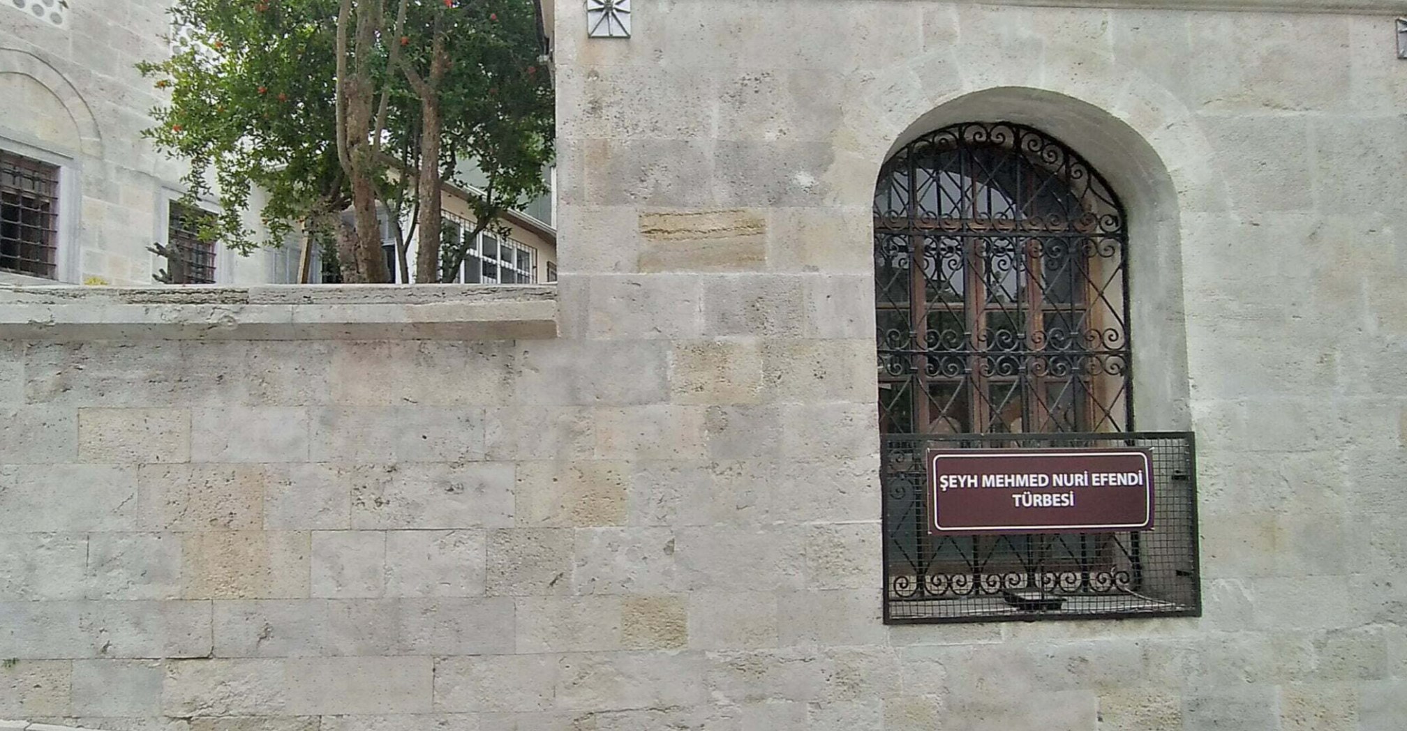 Şeyh Mehmed Nuri Efendi Türbesi