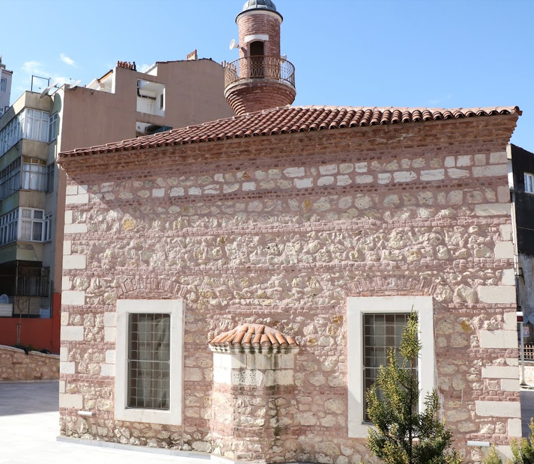 Şeyh Resmi Camii