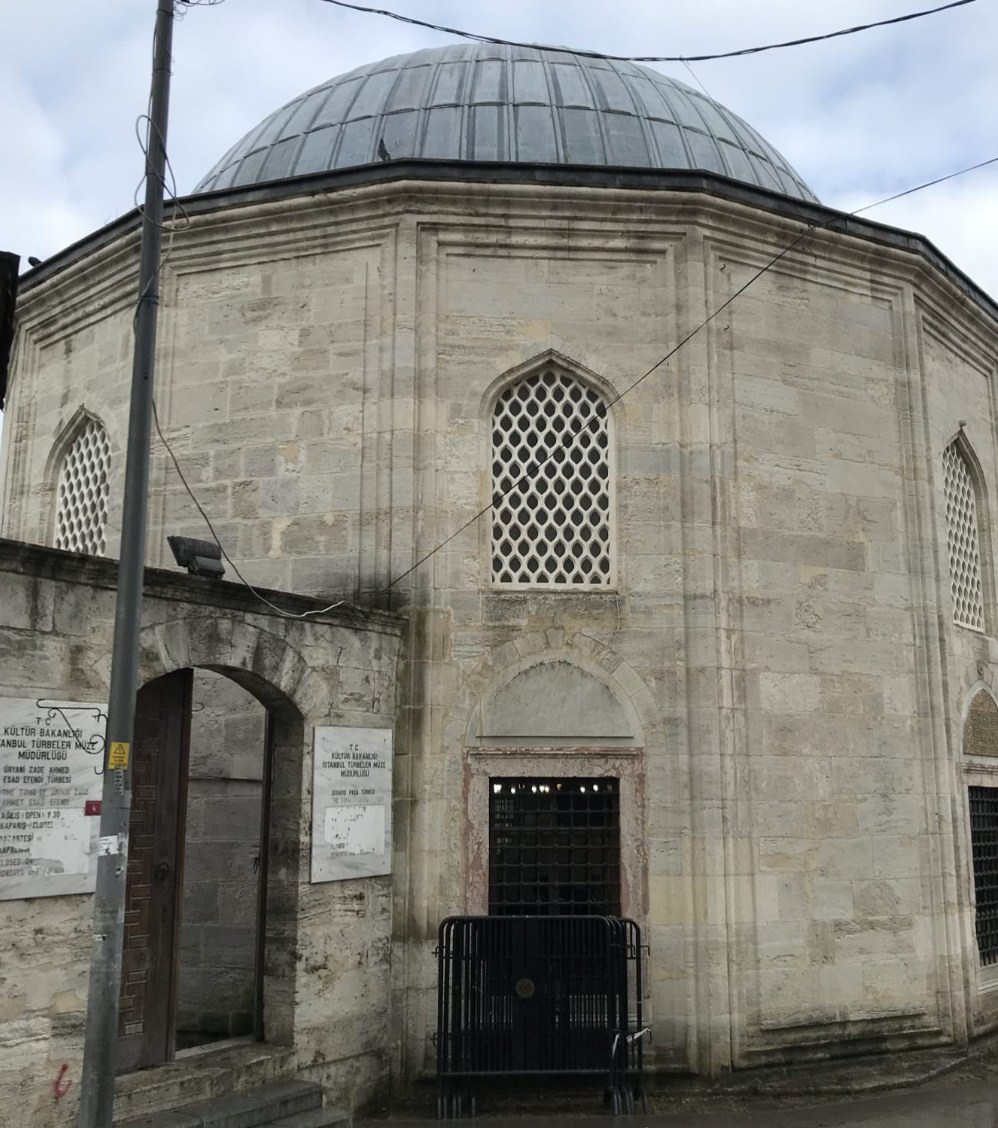 Siyavuş Paşa Türbesi