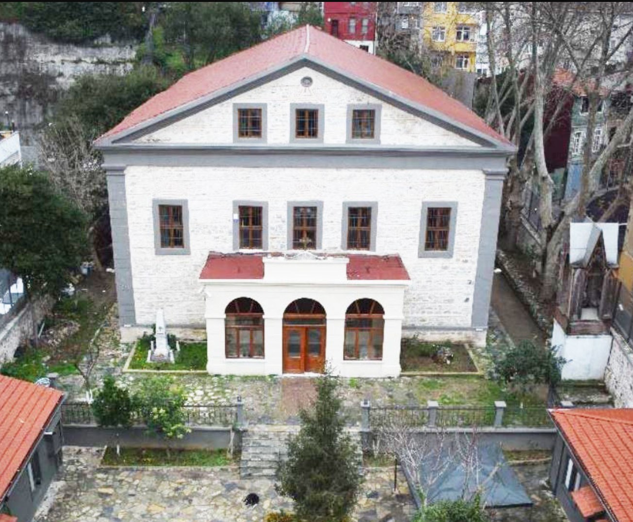 Surp Krikor Lusavoriç Ermeni Katolik Kilisesi