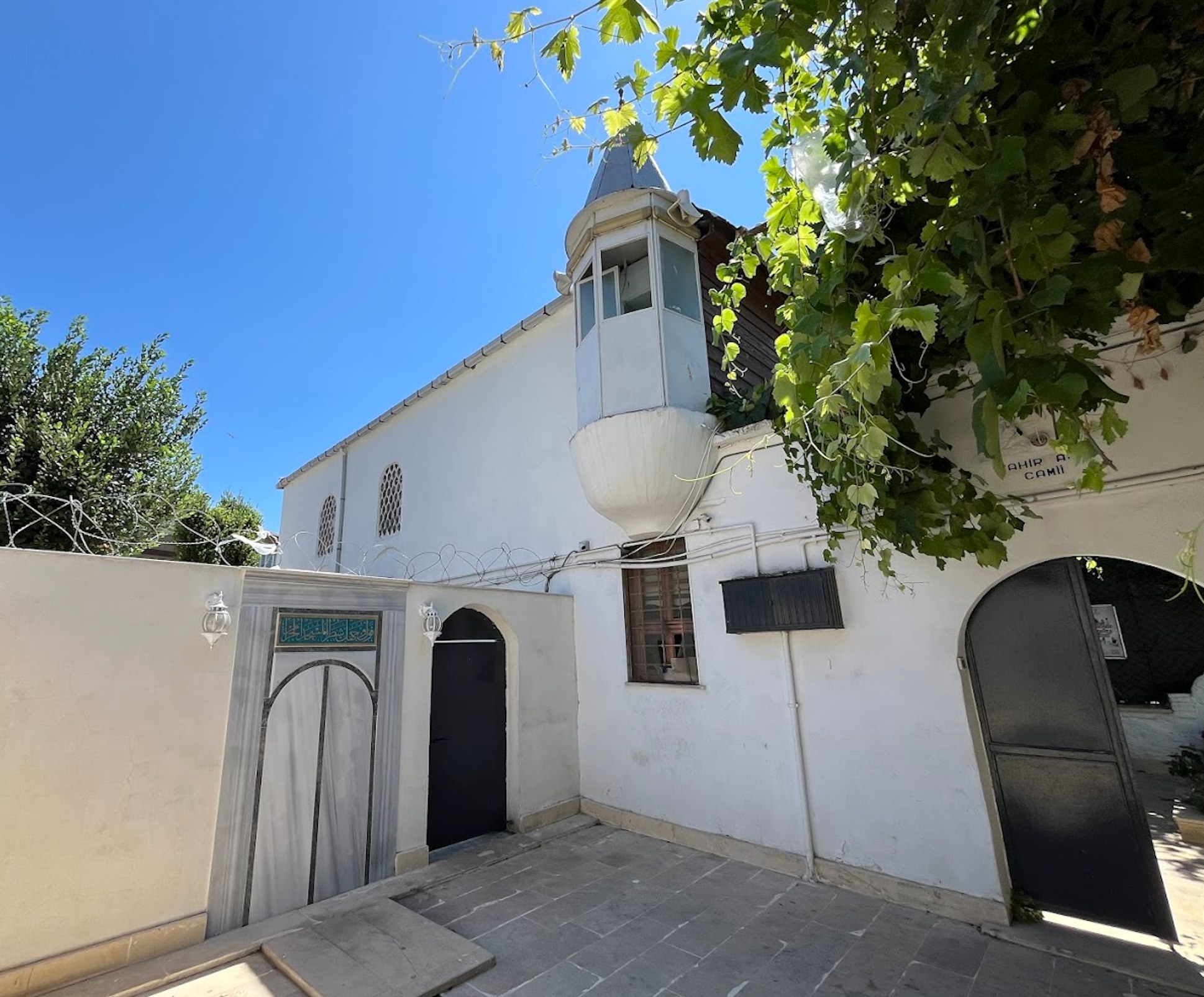 Tahir Ağa Camii