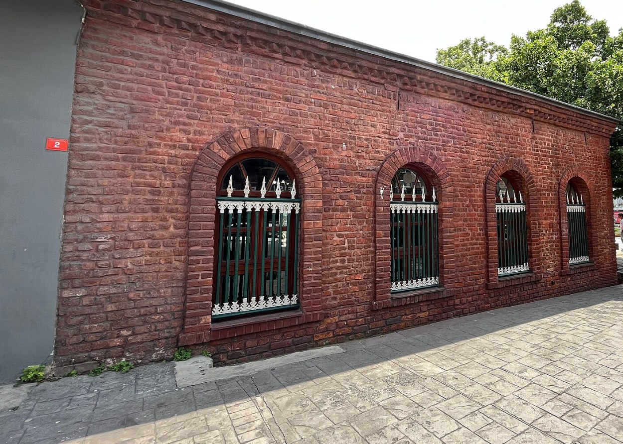Turabi Baba Türbesi